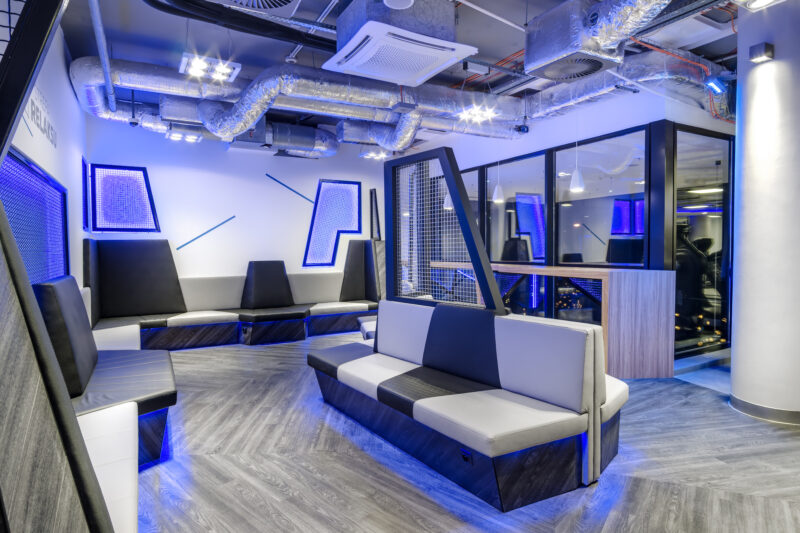 Wnętrze siłowni CityFit Rondo ONZ Warszawa 24/7