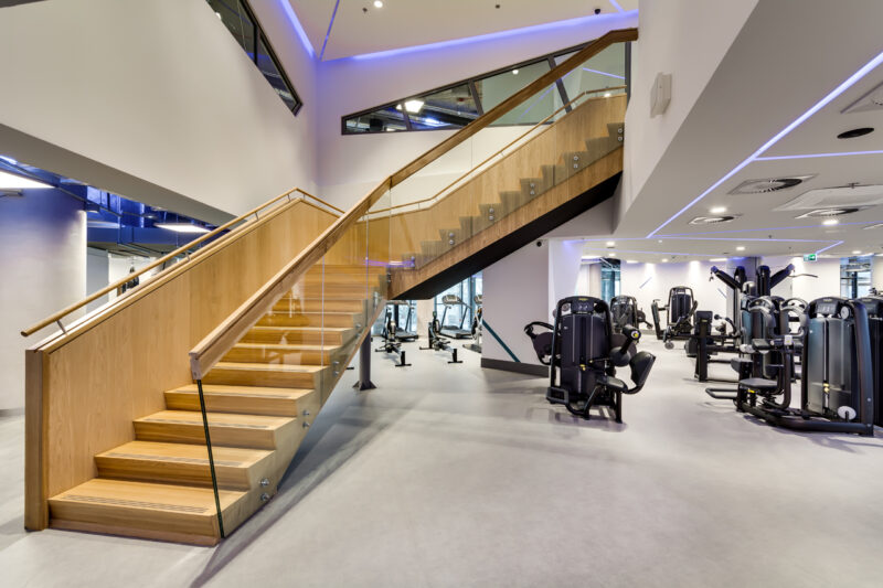 Wnętrze siłowni CityFit Rondo ONZ Warszawa 24/7
