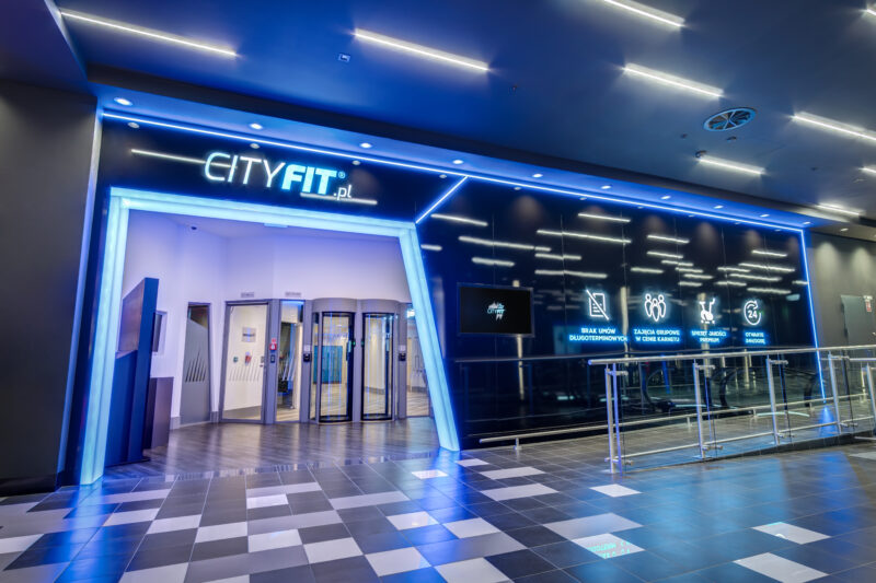 Wnętrze siłowni CityFit Atrium Reduta Warszawa 24/7