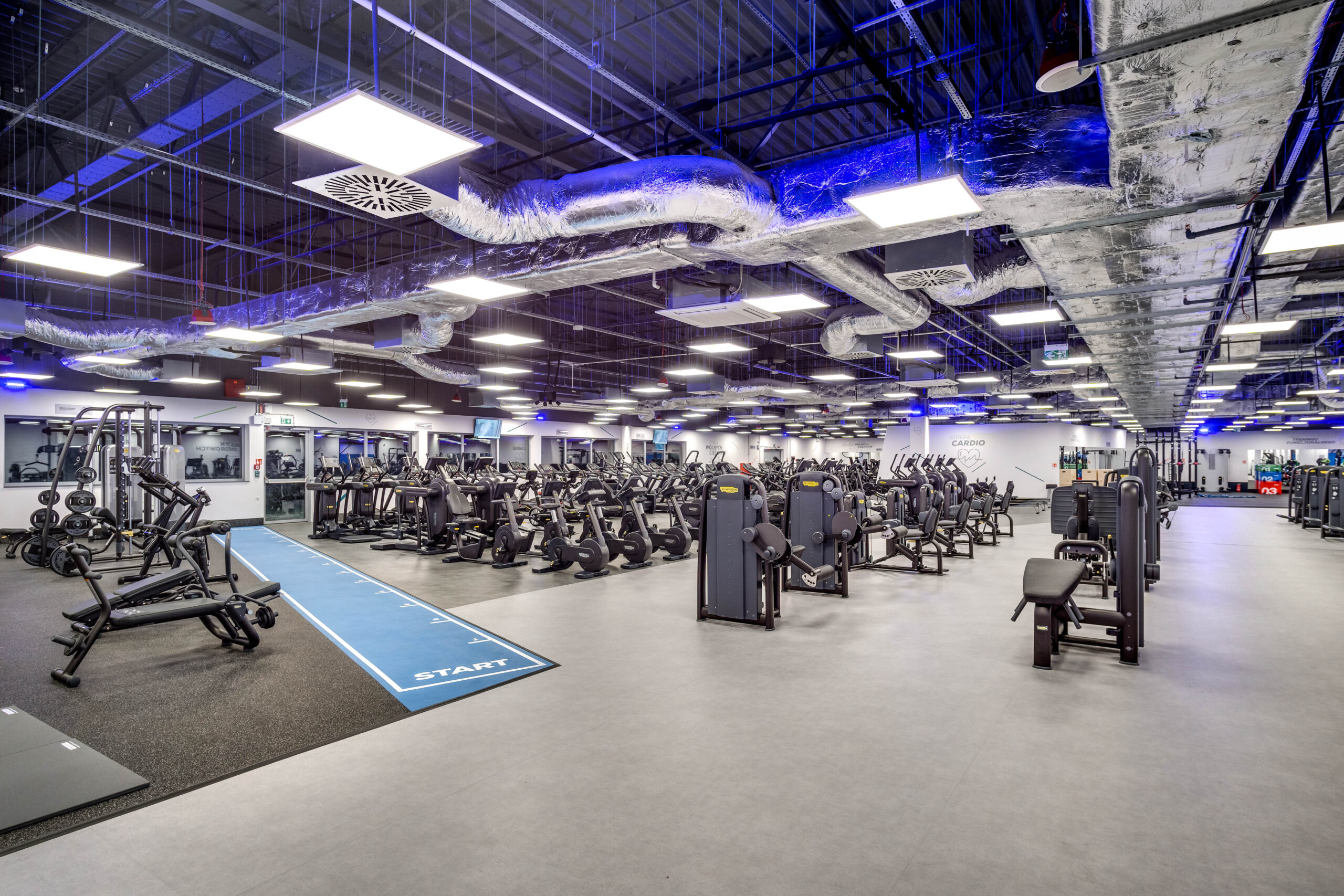 Wnętrze siłowni CityFit Chorzow CH AKS 24/7