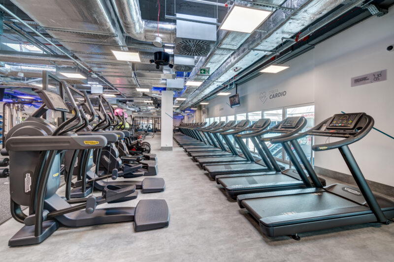 Wnętrze siłowni CityFit Gdańsk Forum 24/7