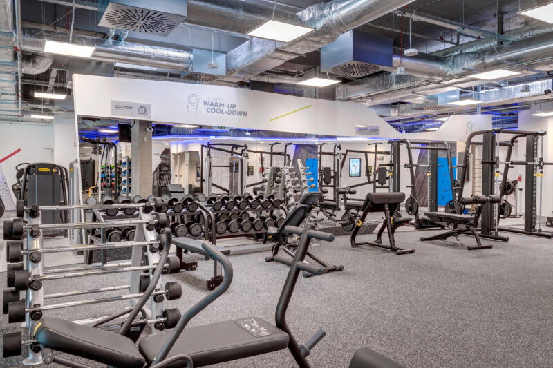 Wnętrze siłowni CityFit Gdańsk Forum 24/7