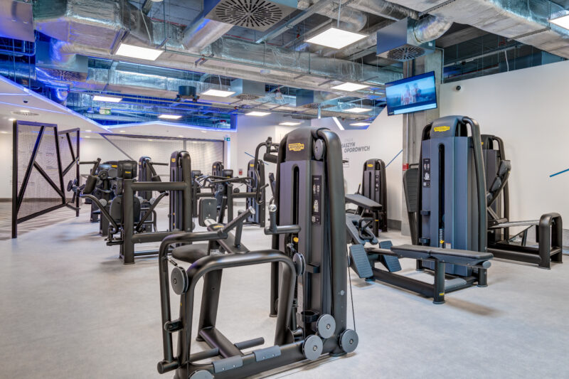 Wnętrze siłowni CityFit Gdańsk Forum 24/7