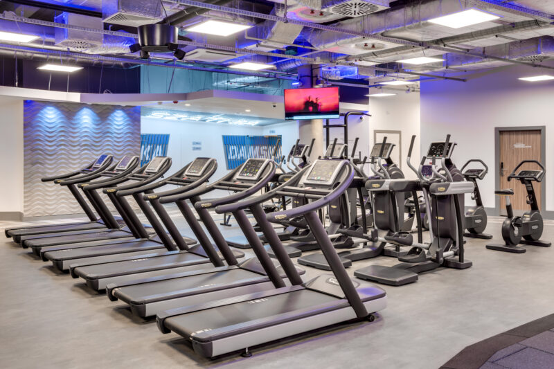 Wnętrze siłowni CityFit Katowice Rynek 24/7