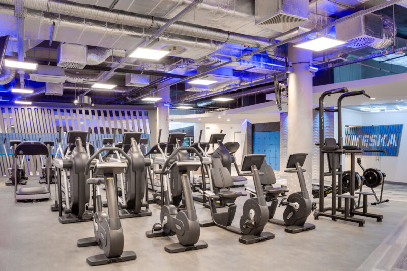 Wnętrze siłowni CityFit Katowice Rynek 24/7