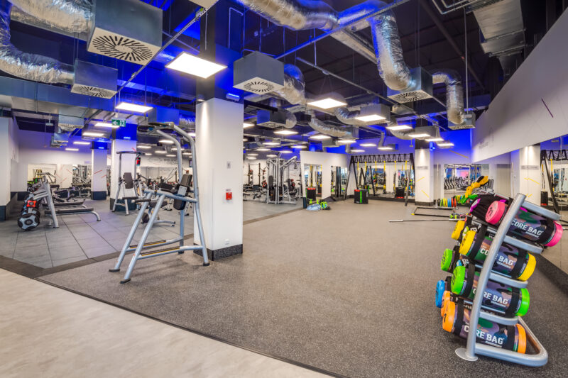 Wnętrze siłowni CityFit Wałbrzych Galeria Victoria 24/7