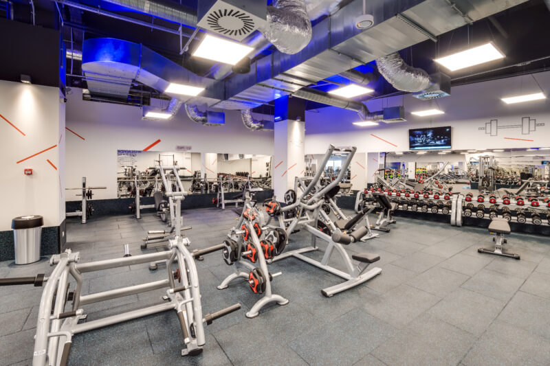 Wnętrze siłowni CityFit Wałbrzych Galeria Victoria 24/7